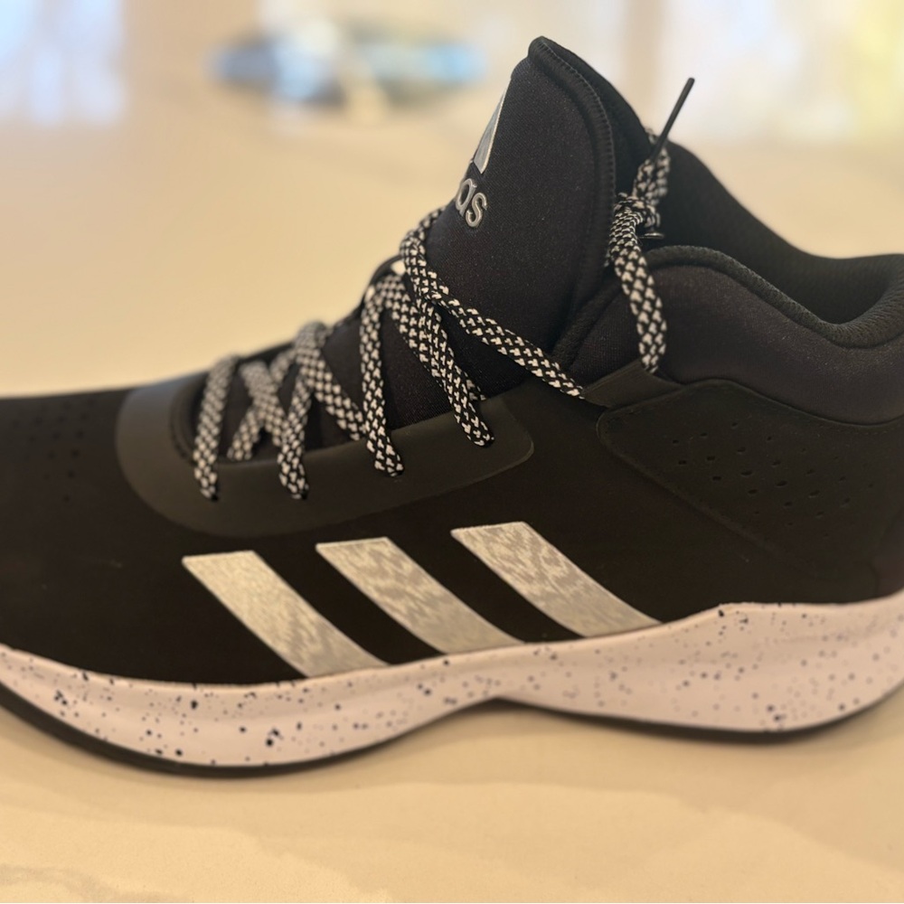 Boys Adidas Black and White Athletic Sneakers - Picture 5 of 10